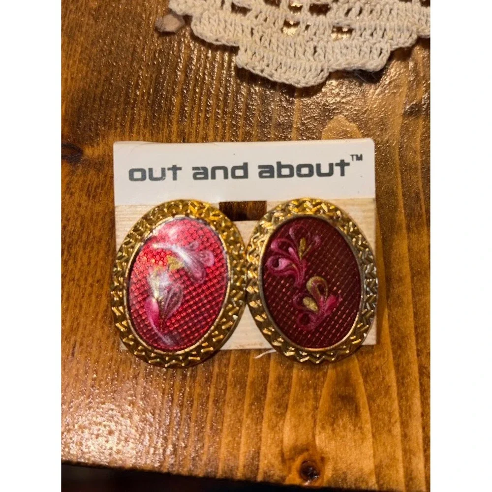 Vintage Oval Clip On Earrings Burgundy Red Gold Tone Floral Enamel Statement